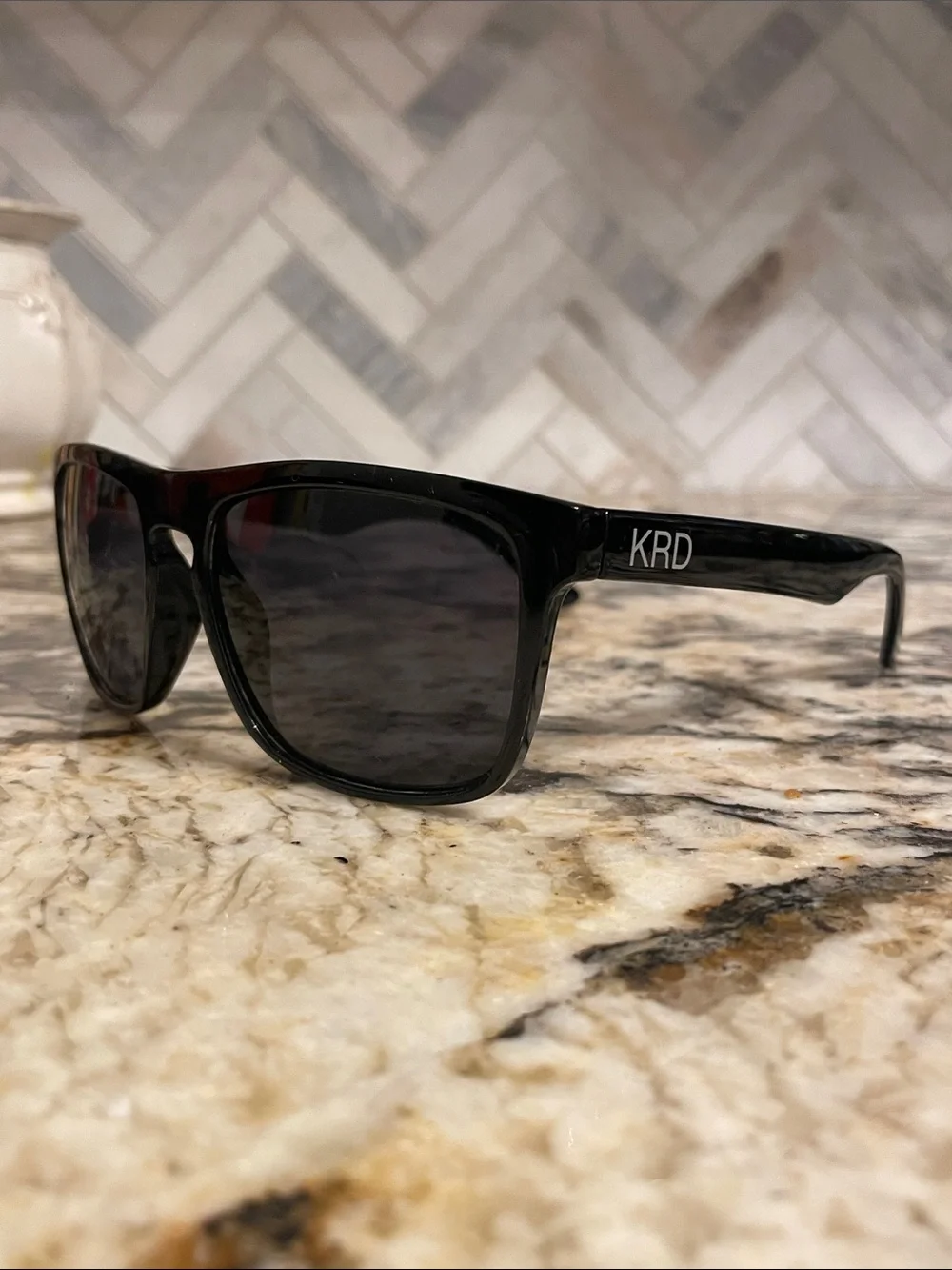 KD Black Men's Sunglasses - Classic UV Protection